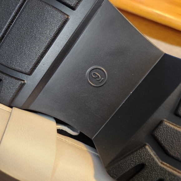 Wild Fable Shoes Womens 9 Platform Loafer White Faux Leather Casual Comfort - Picture 14 of 14